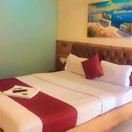 Grandeur By Avion Palace Near T2 International Airport Bombaj Zewnętrze zdjęcie